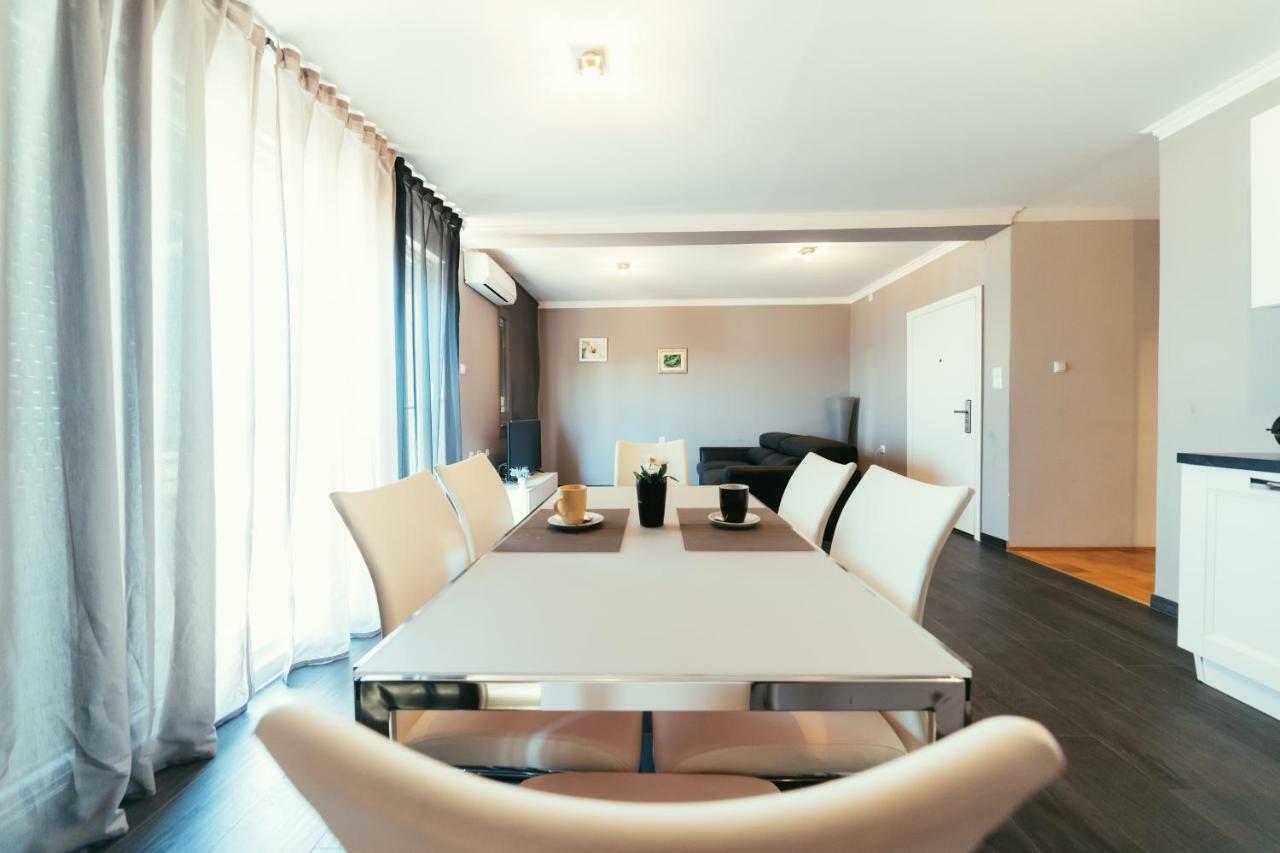 Apartments Prestige Петрчане Экстерьер фото