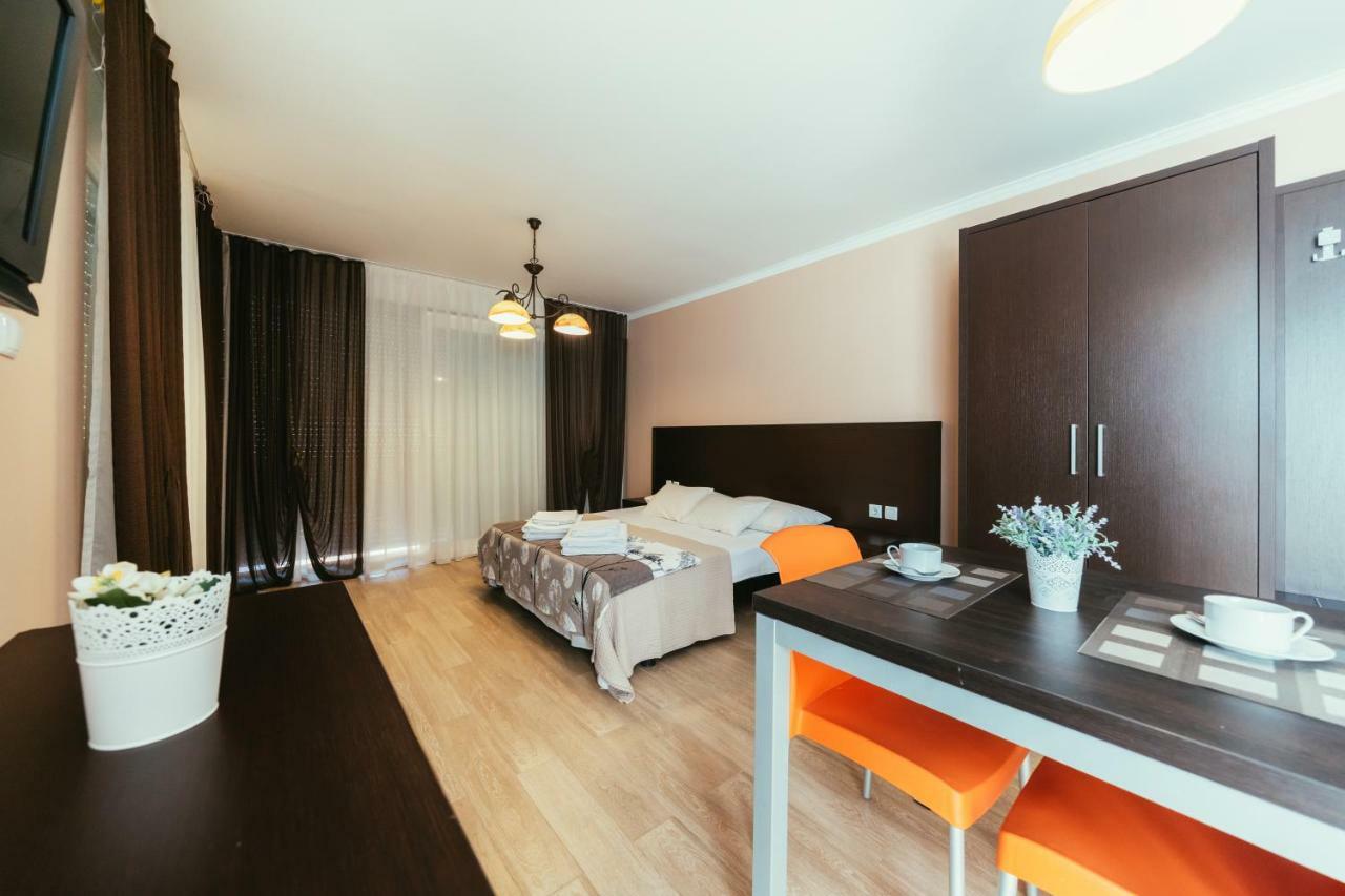 Apartments Prestige Петрчане Экстерьер фото